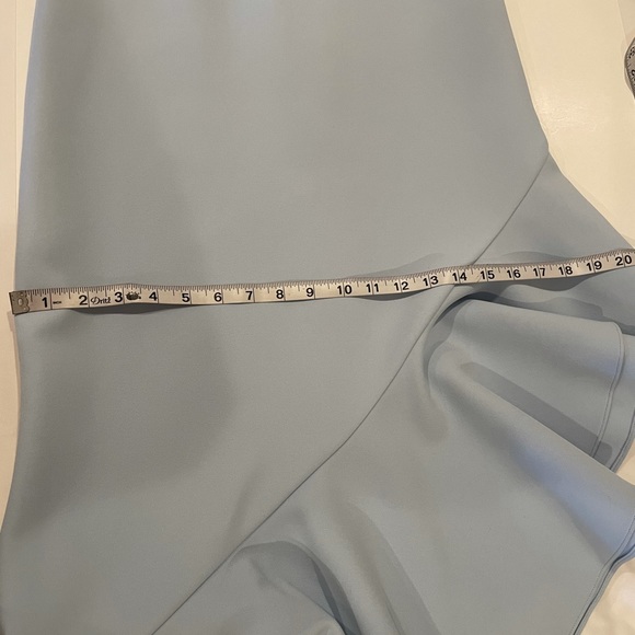 NWOT BCBG MAXAZARIA  ASYMMETRICAL RUFFLE Hem - Picture 15 of 16